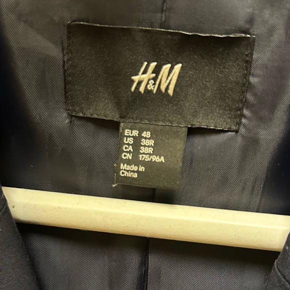 H&M 38R suit jacket - Picture 3 of 3